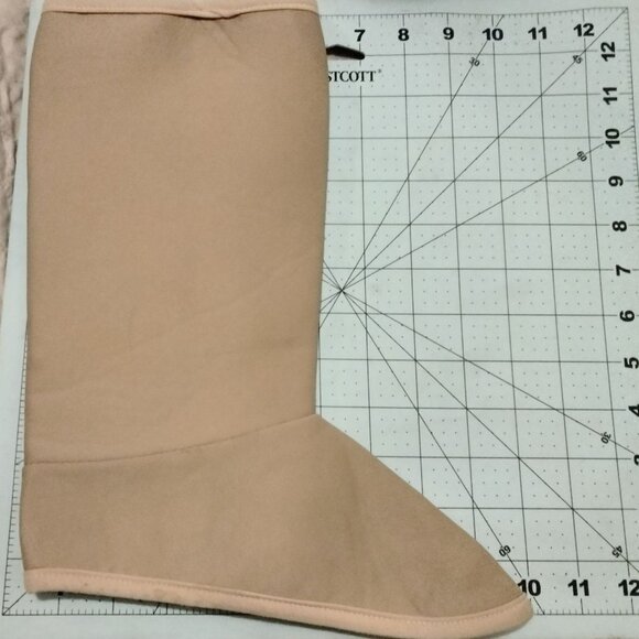 Kids Boot Spats Beige Fabric Foam Halloween Costume - Picture 4 of 5